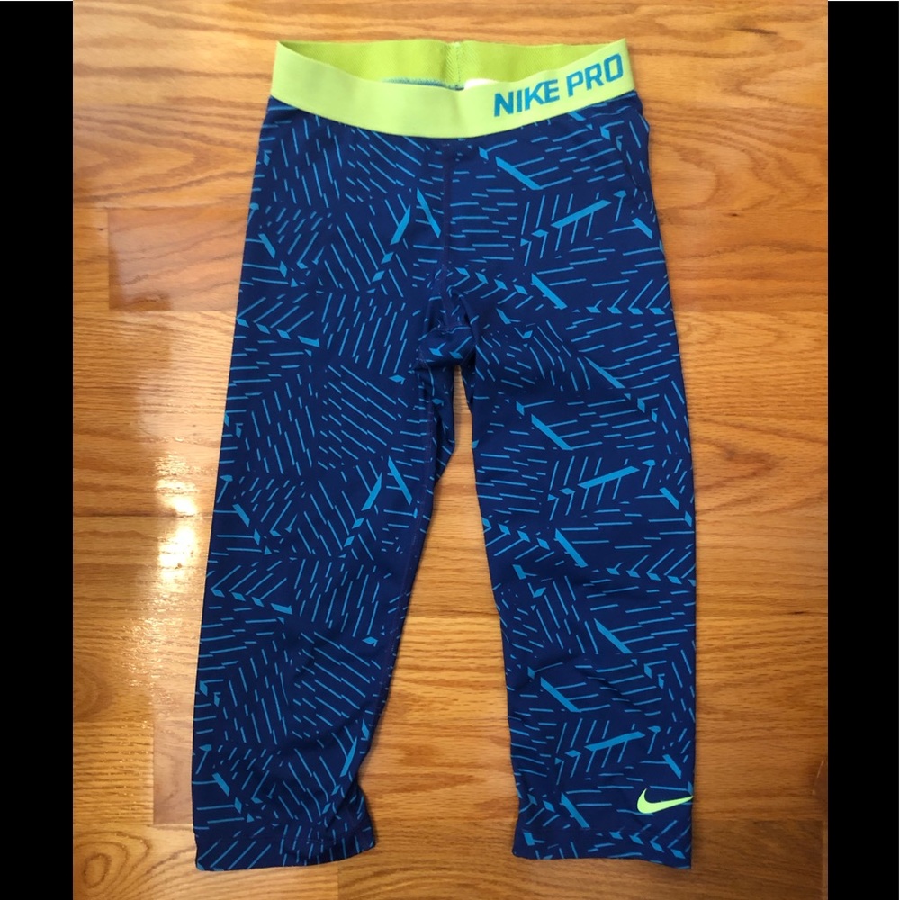 Nike Pro Capris